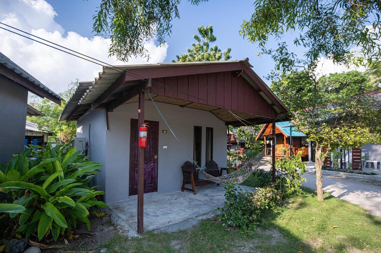 The Cosy Sunset Beach Resort & Restaurant Thongsala Exterior foto